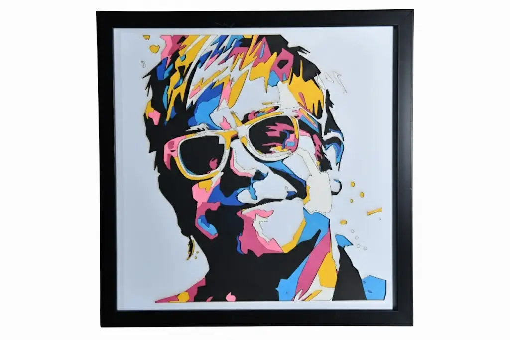 multicouches-papier-elton-john.jpg Elton John