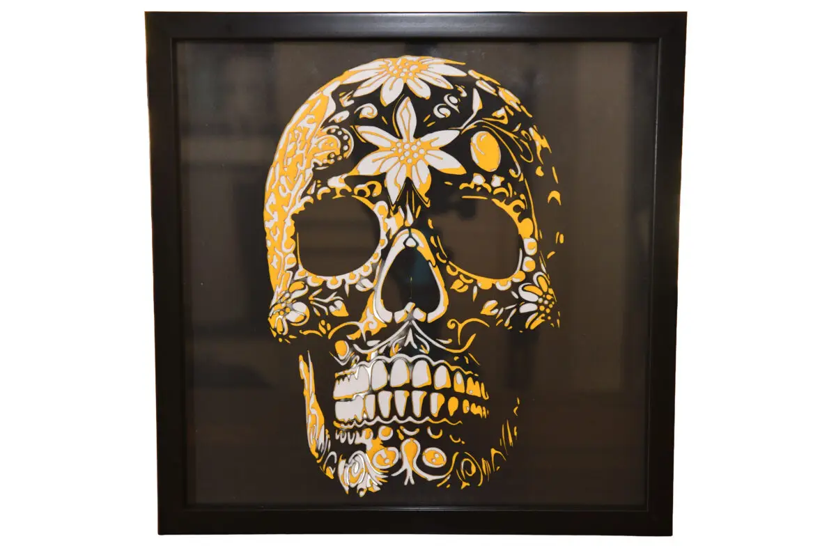 multicouches-papier-tete-mort-jaune-1.jpg Crâne fleuri