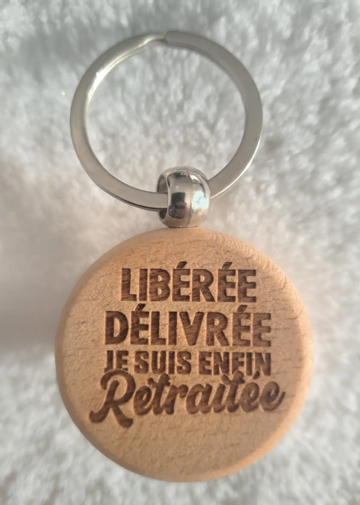 Porte‑clé rond en bois clair – Personnalisable en ligne